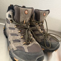 MERRELL Mens Hiking Boot