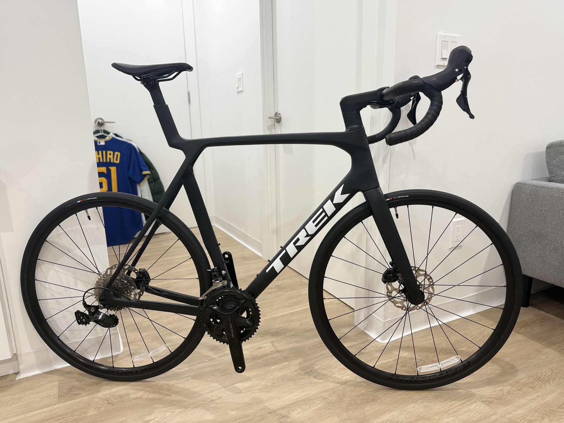 Trek Madone SL 5 Gen 8 (60 cm Full Carbon)