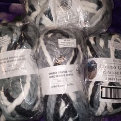 Loop & Threads Chunky Big Ginormous Big Yarn Skein Lot 110 Yards New Black Gray White 
