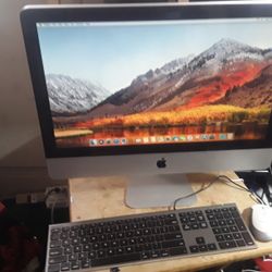 Apple iMac A1311 21,5 Inch Intel 3.08 GHz 4 GB Memory 500 GB HD Keyboard And Mouse  Included Good Condition 