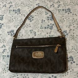 Michael Kors Jet Set Wristlet in Brown Signature PVC