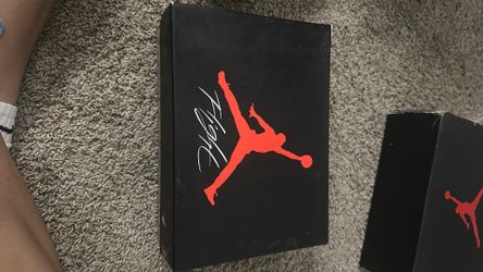 jordan 4 retro (GS) size 4.5 men