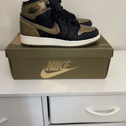 Jordan 1 Gold Toe Women’s 6