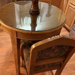 Bar Height Table With 3 Chairs 