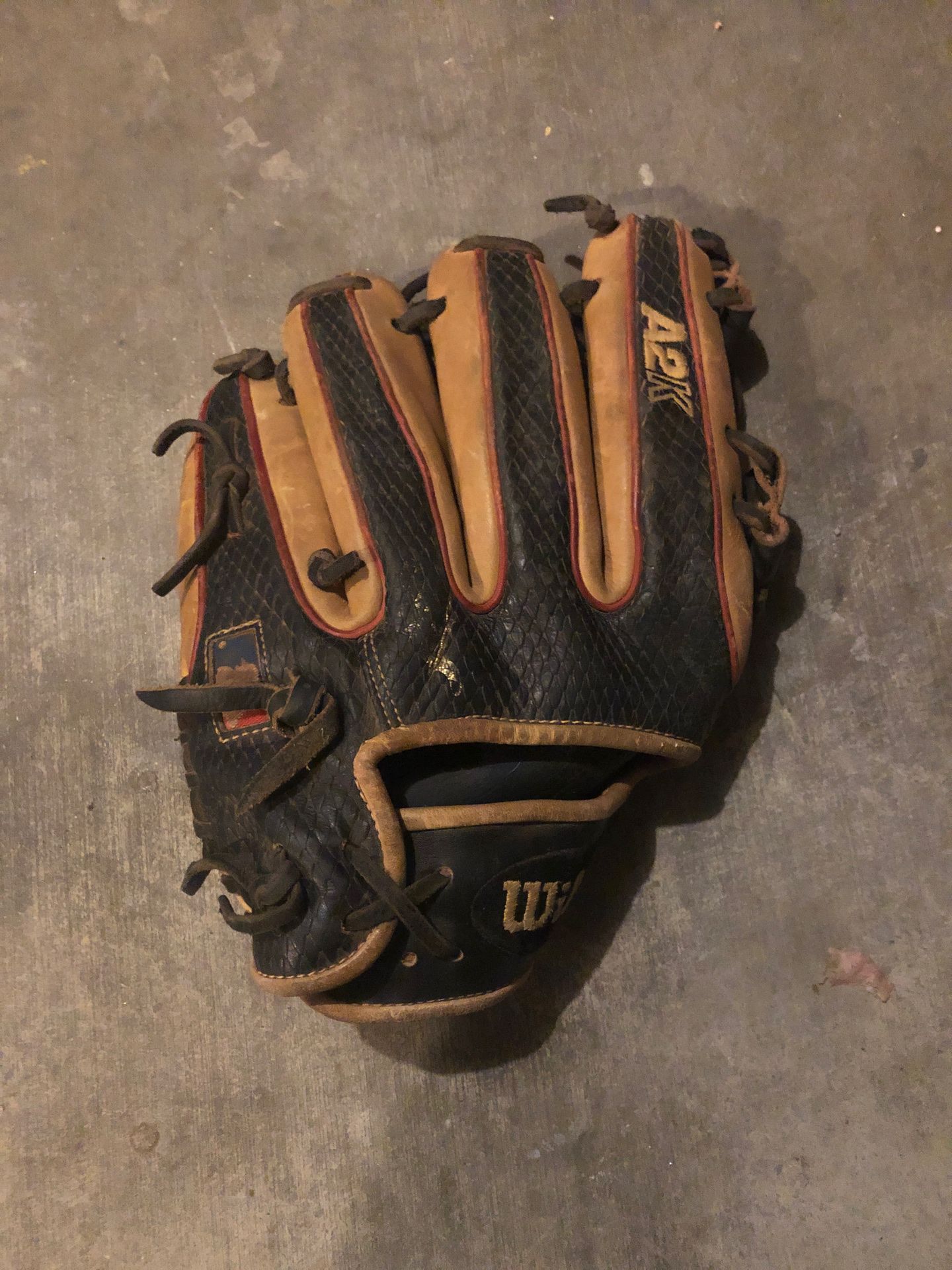 WILSON Baseball glove