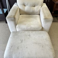 Lounge Chair with Ottoman
