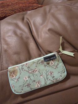 Laura Ashley Change Purse Green, Cloth/Zipper Closure