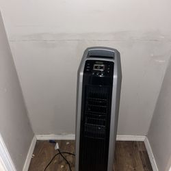 Lasko Fan With Remote 