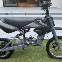 Razor MX650