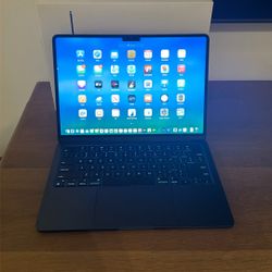 MacBook Air M2 