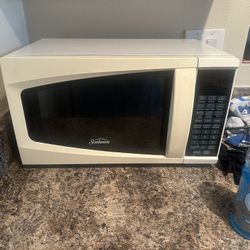 Fully Working Vintage Sunbeam Microwave 