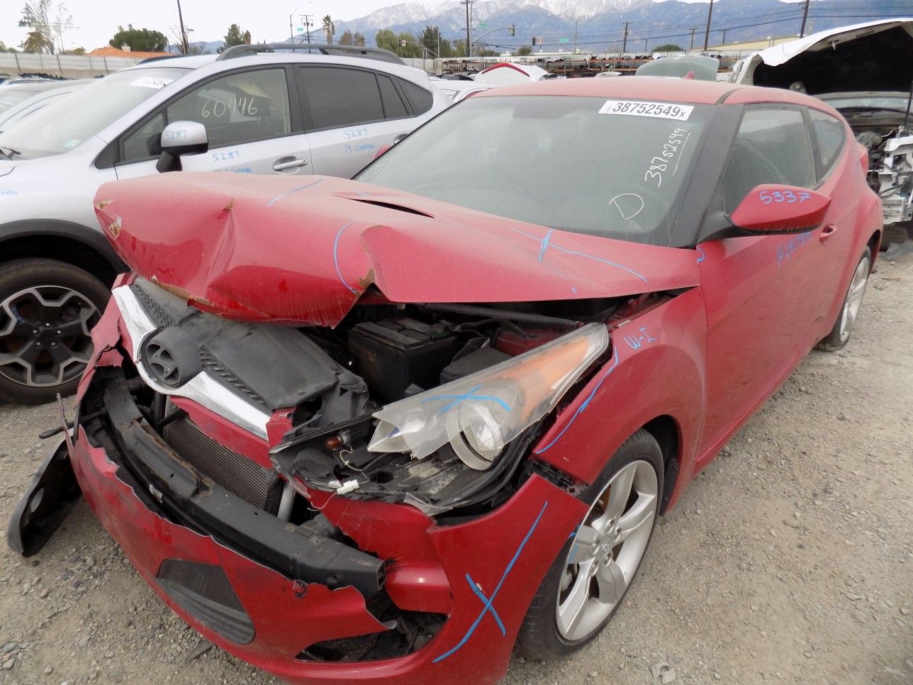 2014 Hyundai Veloster 1.6L (parting out)