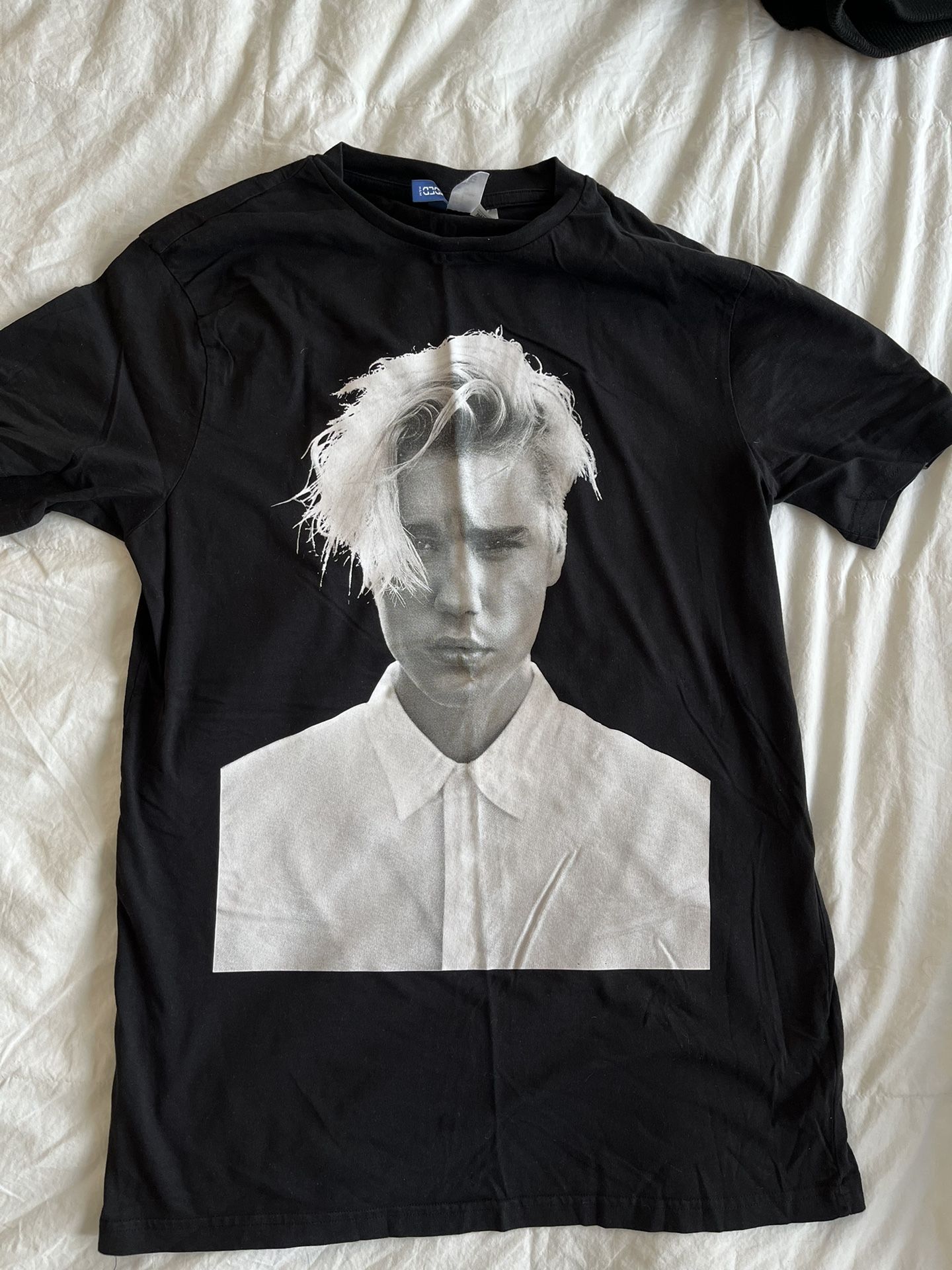 H&M Justin Bieber Purpose Tour t-shirt
