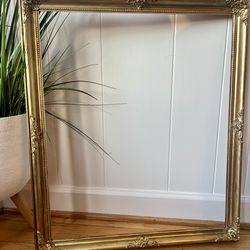 LOVELY GOLD FRAME