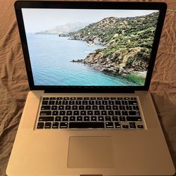 2012 Mac Book Pro I7 Quad Core 15 Inch SSD