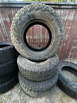 Goodyear Wrangler Territory 275/70r18 tires