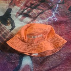 Talentless bucket hat