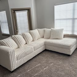 New in Box Fluffy Sectional couch $10DOWN