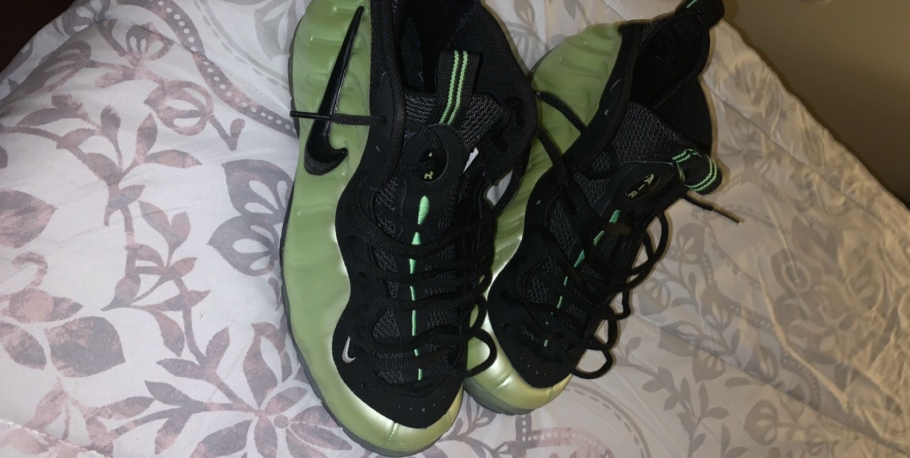 Foamposits (Electric Green)