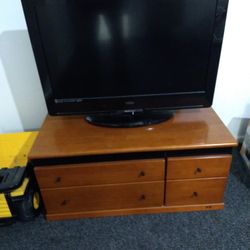 TV & Stand
