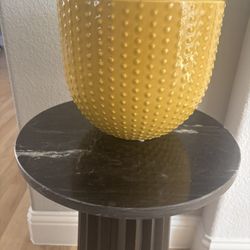 Mustard Vase