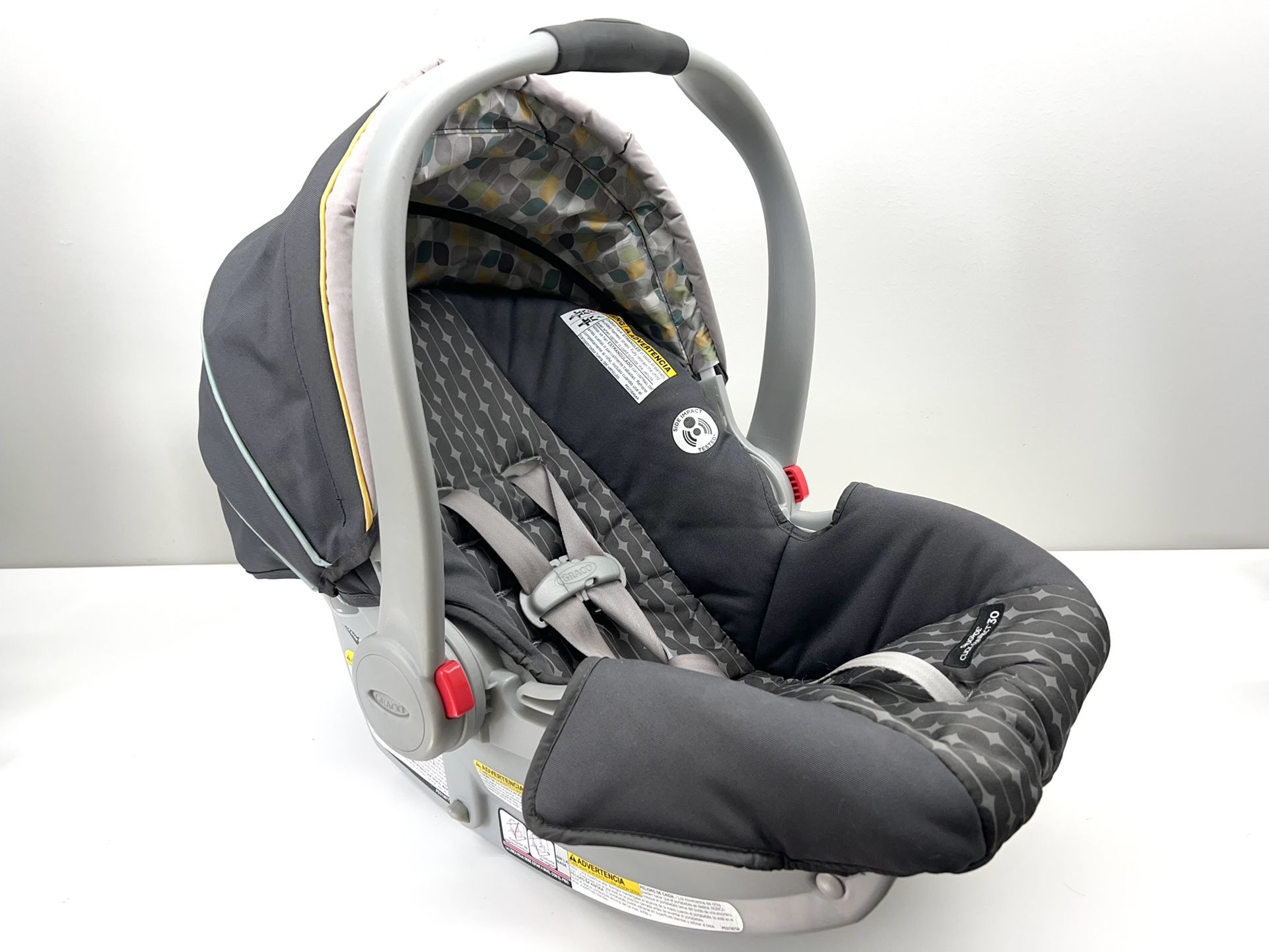 Graco Infant Carseat Baby Car Seat Carrier Snug CK 30 Manufactured 2014