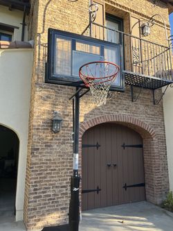 Basketball Hoop -Adjustable height