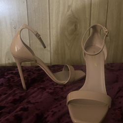 Saint Laurent Heels
