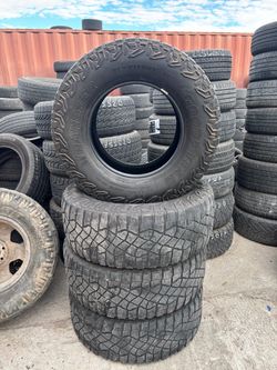 325-65 -18  Goodyear con 60% de vida