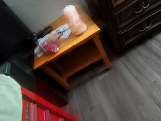 Free end tables
