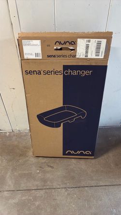 Nuna Sena Series Changer