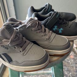 BOYS REEBOK UNDERAMROUR NEW NEW SNEAKERS