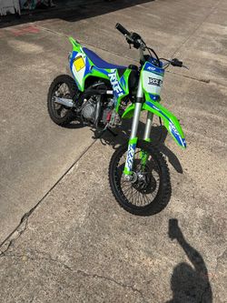 Apollo RXF  Dirt Bike