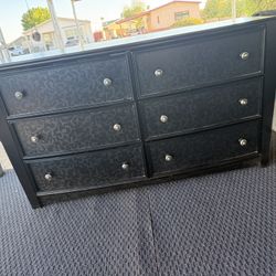 6 Drawer Dresser