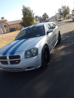 Dodge Magnum Hemi RT