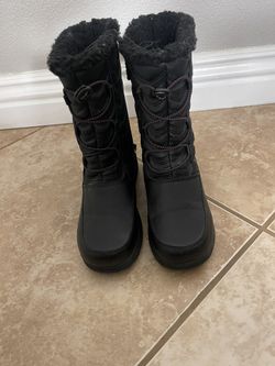 Snow Boots