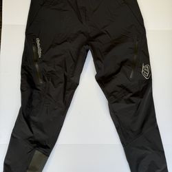 Troy Lee Designs Resist MTB Pants (waterproof) Size 40