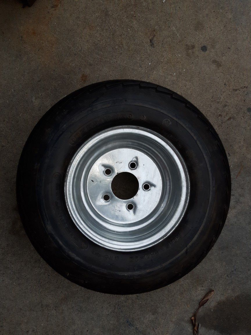 Trailer tire and wheel 20.5x8.0-10