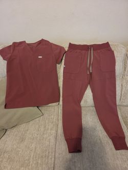 🍒FIGS Catarina Top + Scrub Pants Set – XS Dark Cherry
