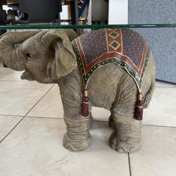 Elefant 🐘 Glass Coffee Table 