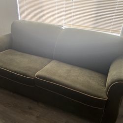 Green Couch’s