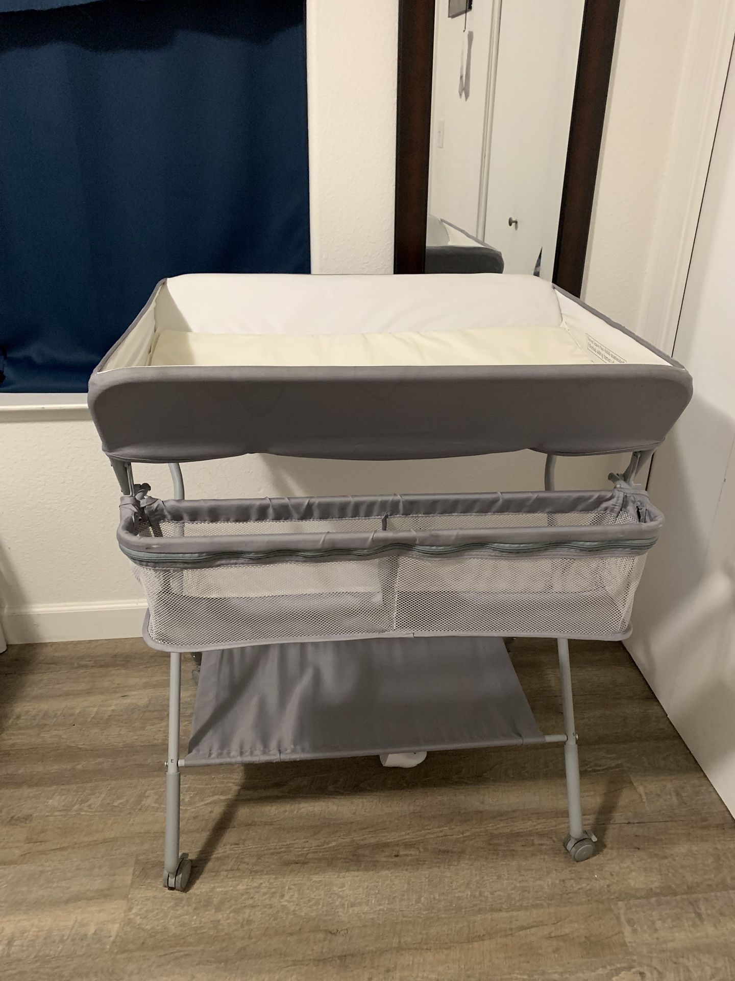 Changing Table (foldable