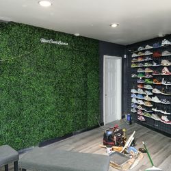 1 Gallon Off Paint $300 Gliden Bher 