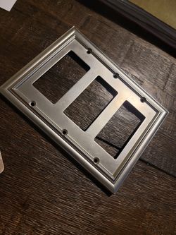 FREE::: 3 ROCKER LIGHT SWITCH COVER