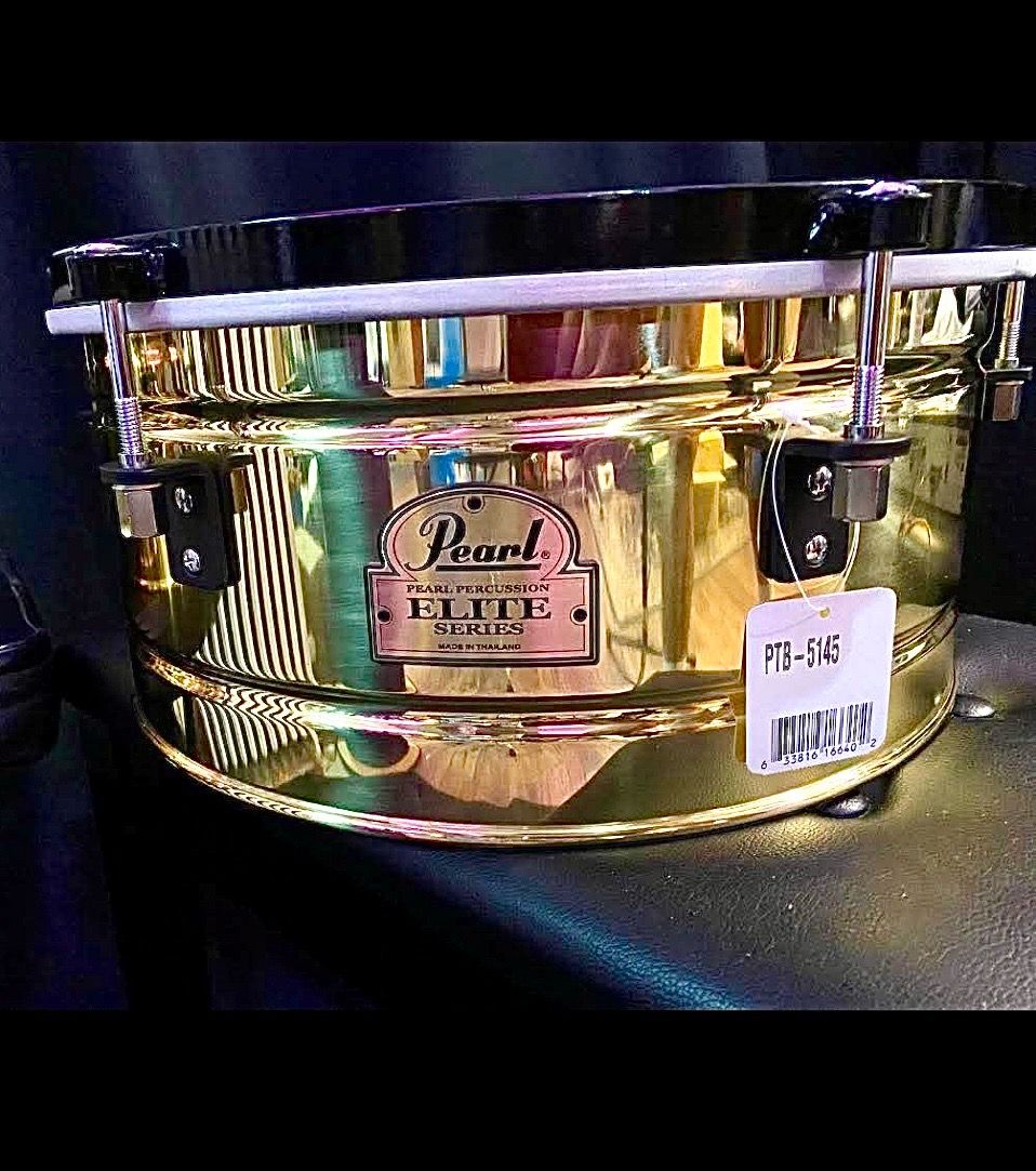 Timbales Pearl Elite ‘Brass 14”-15” 90’ More 30 years old Look new never abuse ,