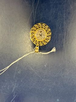 10 Karat “Versace - Style” Medusa pendant