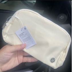 Lululemon CrossBody Fanny Pack for Women, Fashion Waist Packs, Crossbody Bags, Belt Bag with Adjustable Strap Classic Nylon Unisex Gift Beige