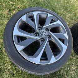 Toyota OEM 17” Rims – Great Condition