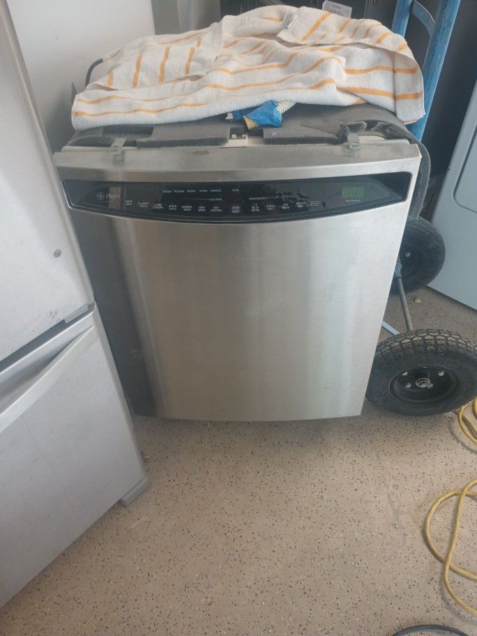 GE Profile Dishwasher ( Stainless )