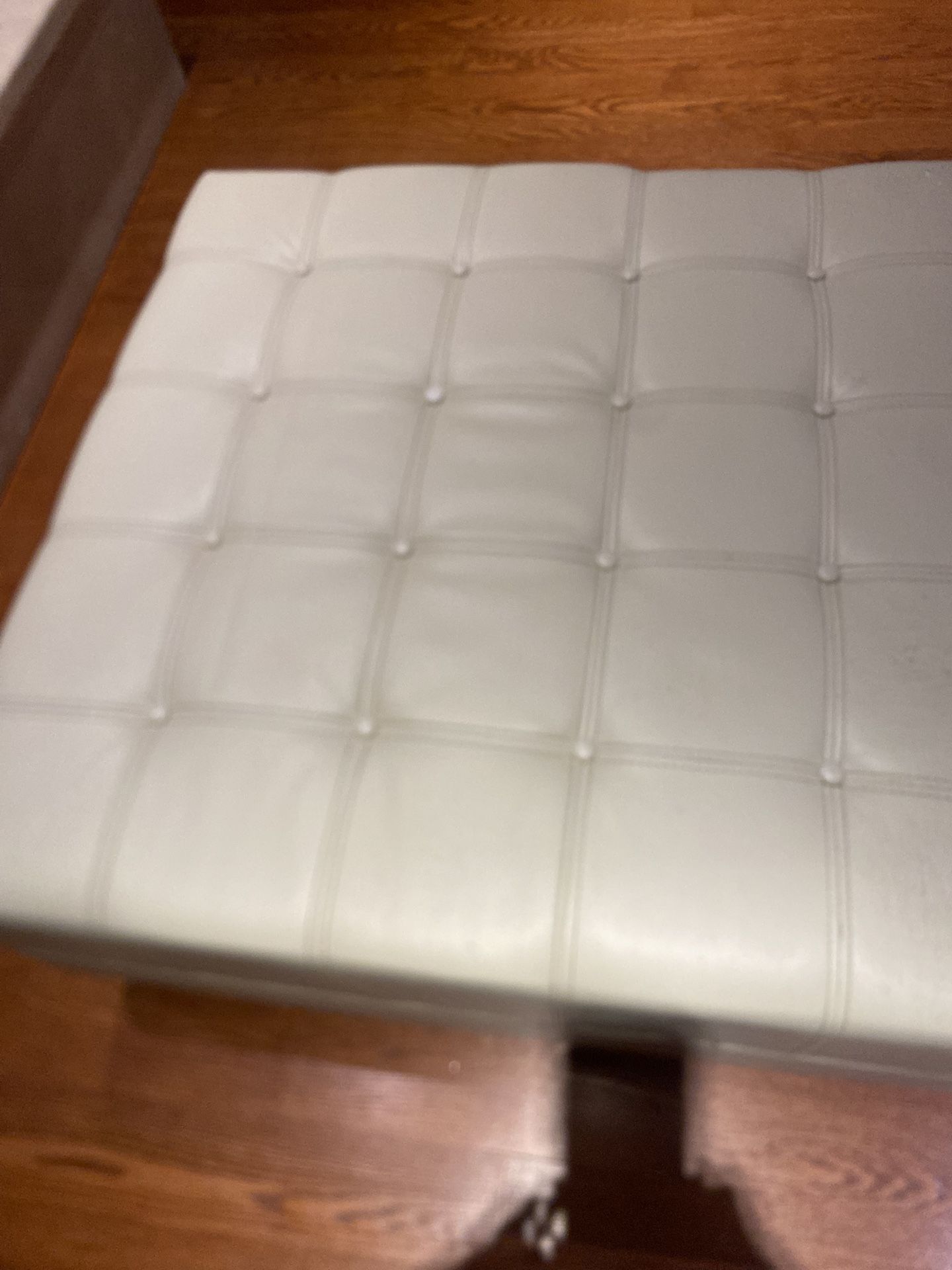 Ottoman Off White 35”X35” No Storage